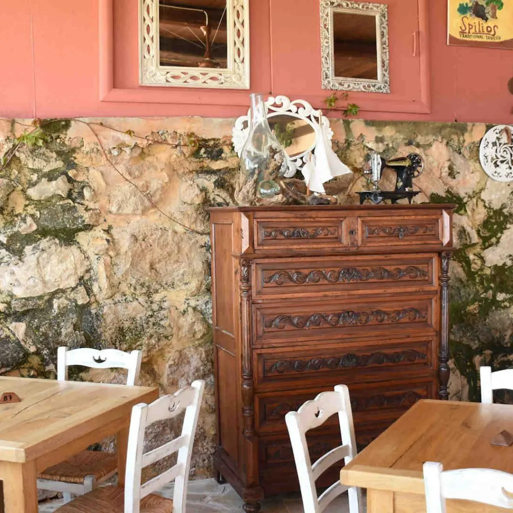 Taverna SPILIOS - photo 4