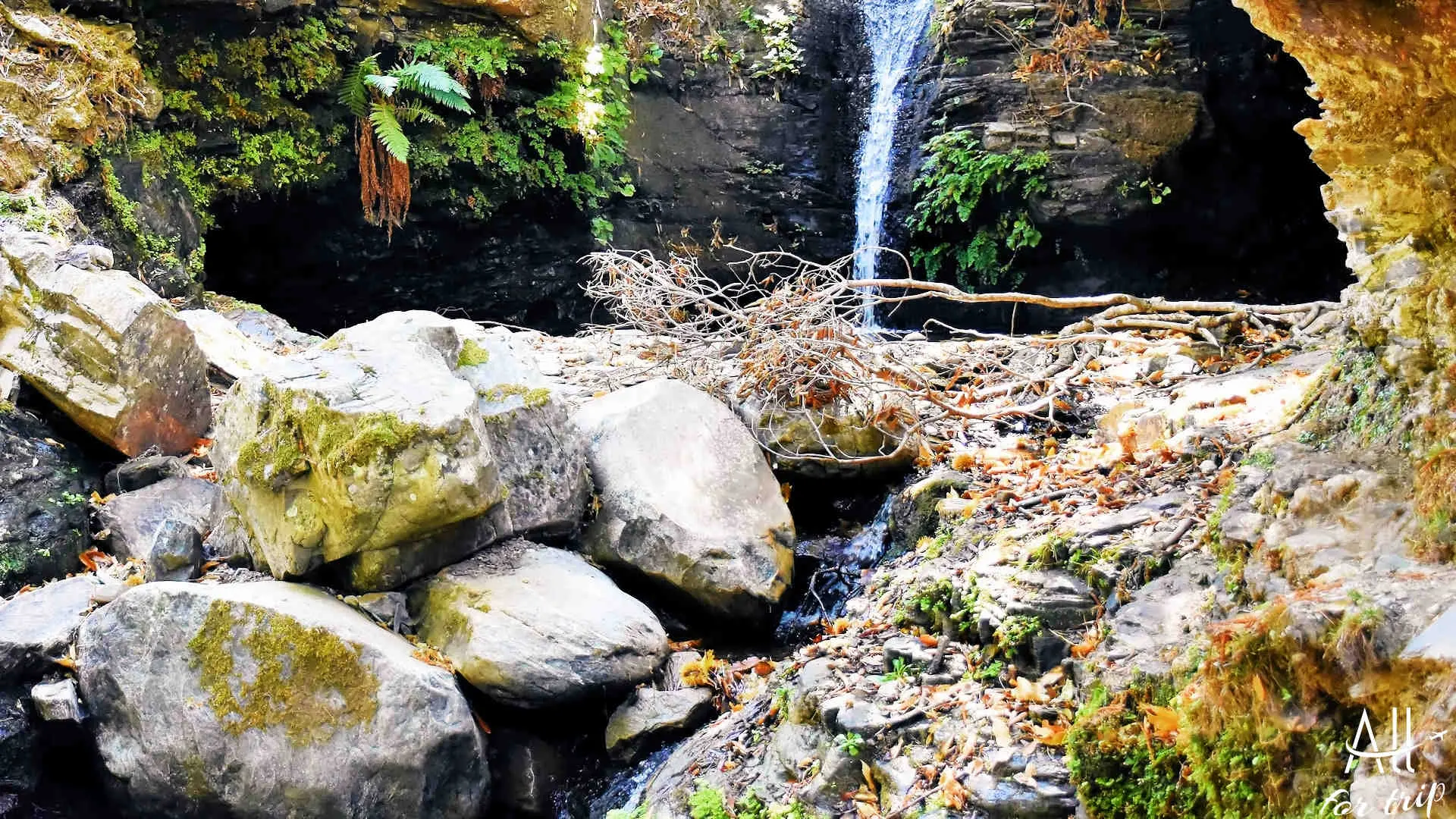 Waterfall of Polyrrhenia - photo 10