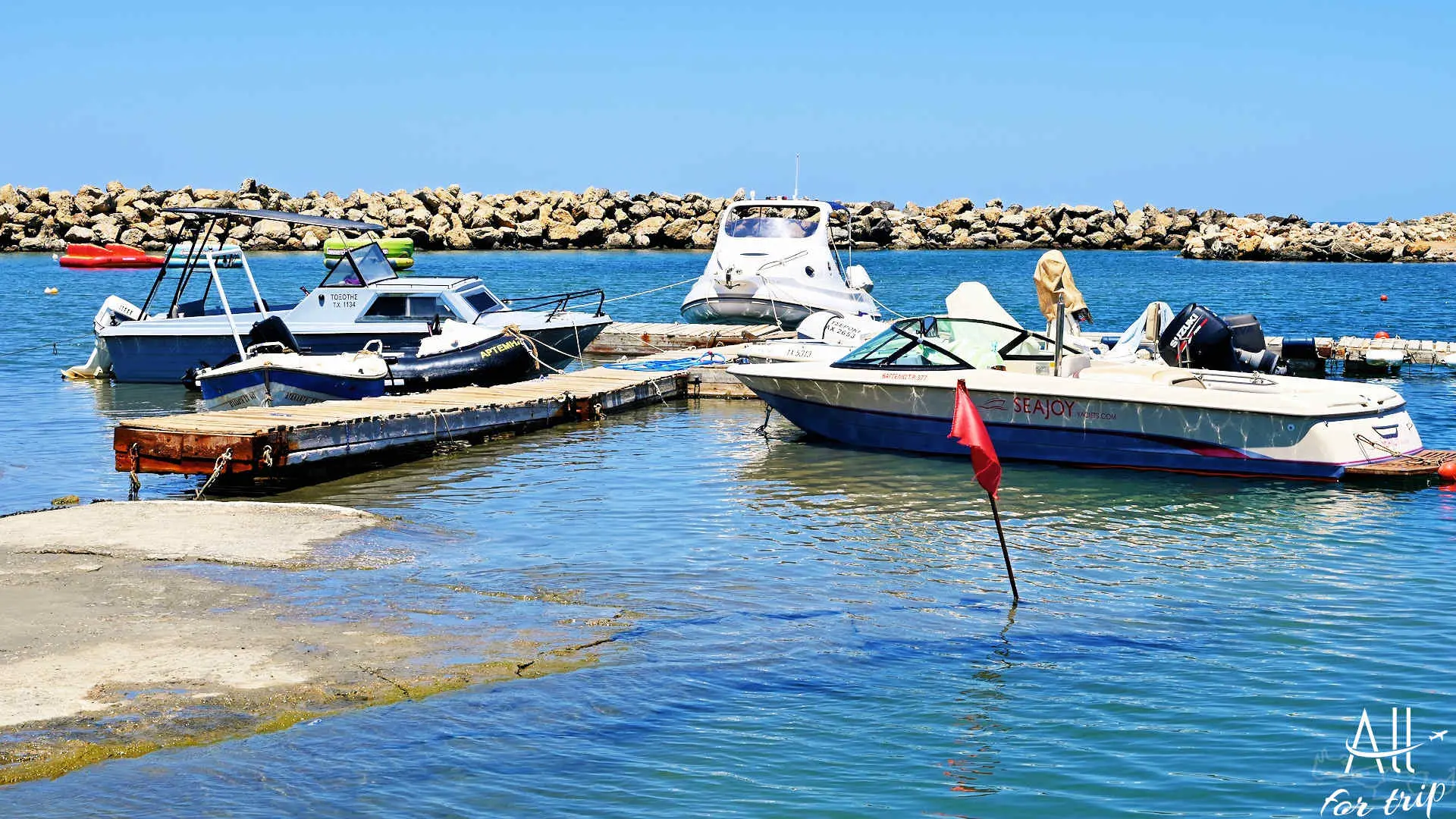 PLATANIAS PORT, PLATANIAS BEACH 020_PerfectlyClear PLATANIAS PORT & PLATANIAS BEACH - photo 8