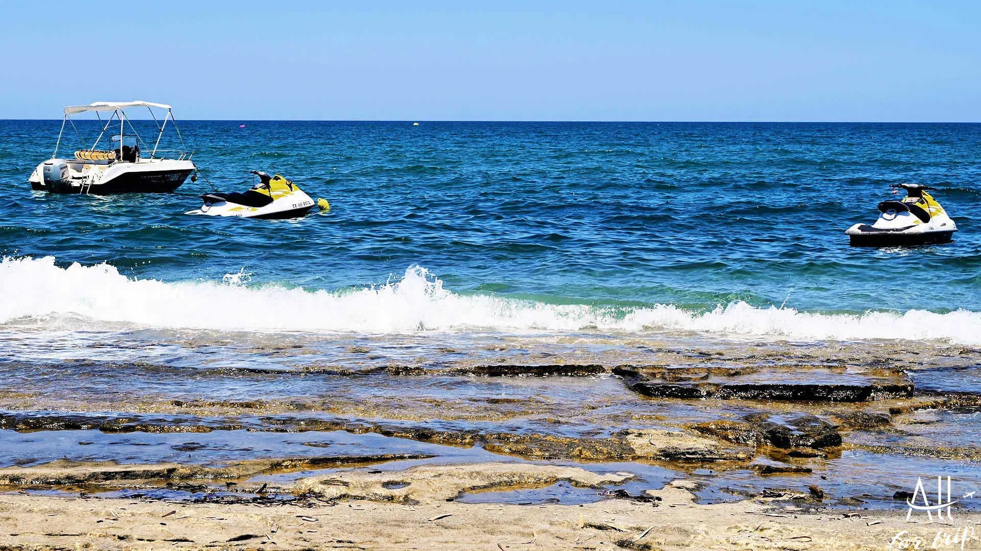 TROULAKIS BEACH - photo 25