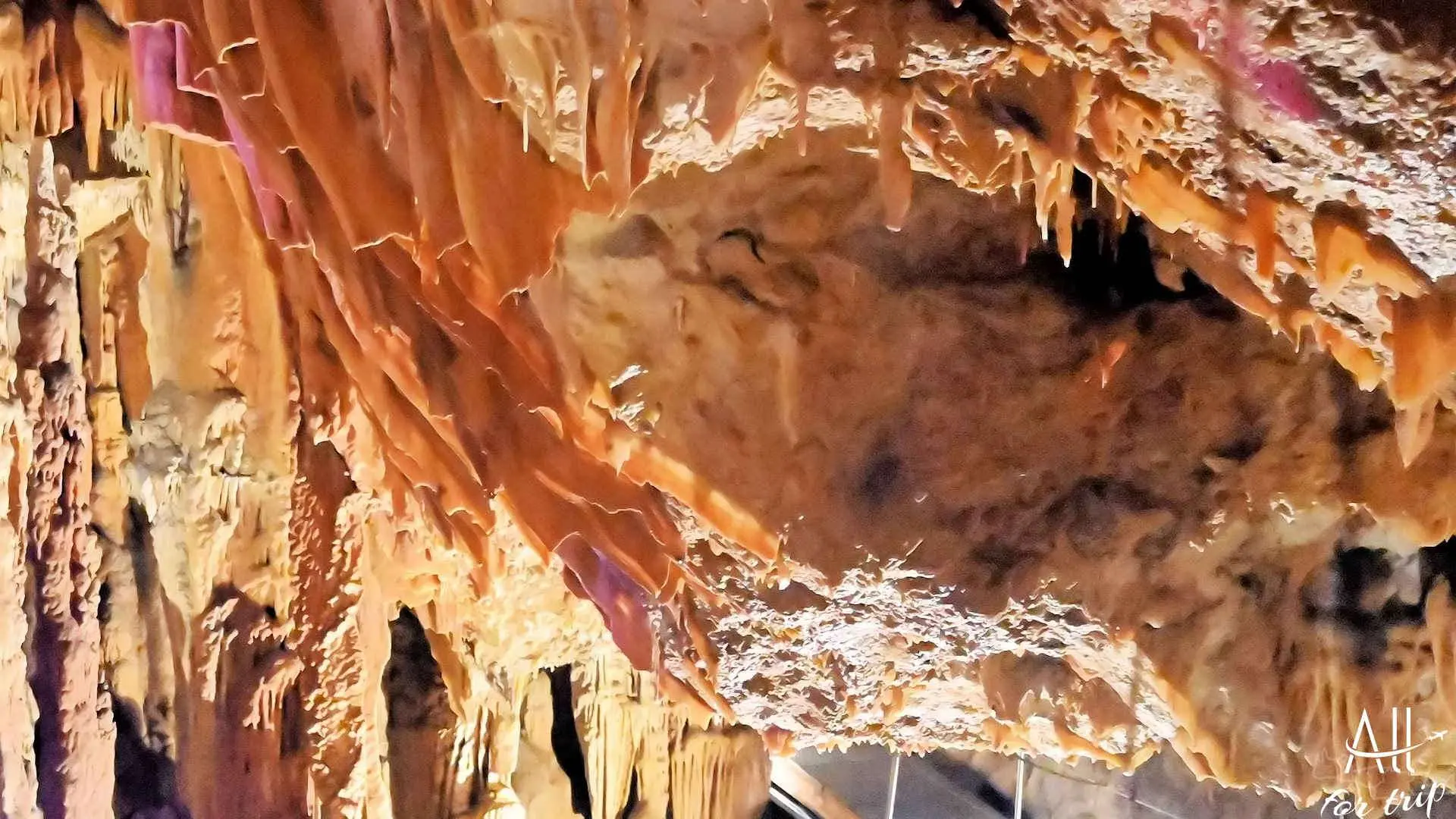 Sfendoni Cave in Zoniana - photo 16