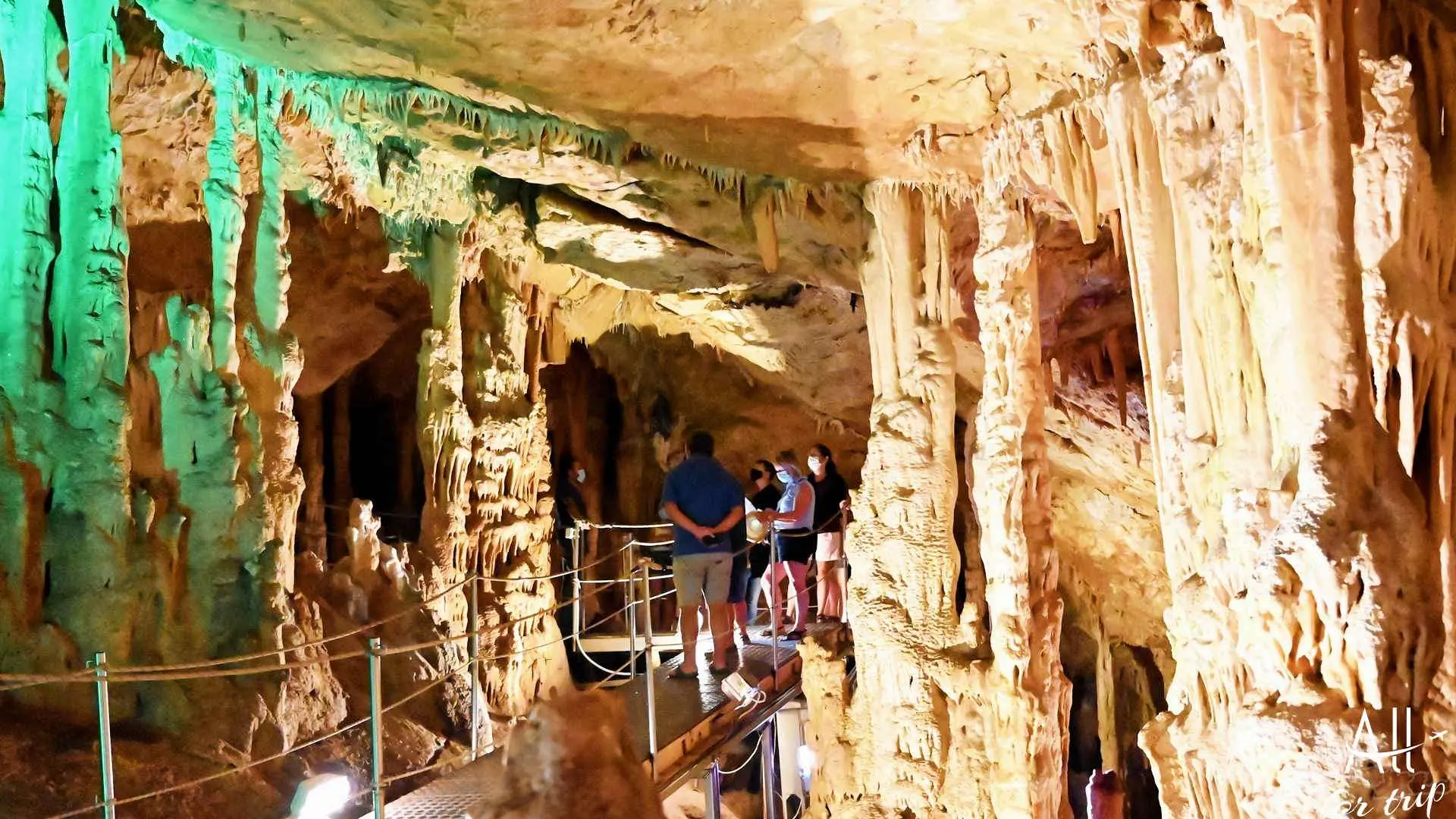Sfendoni Cave in Zoniana - photo 31