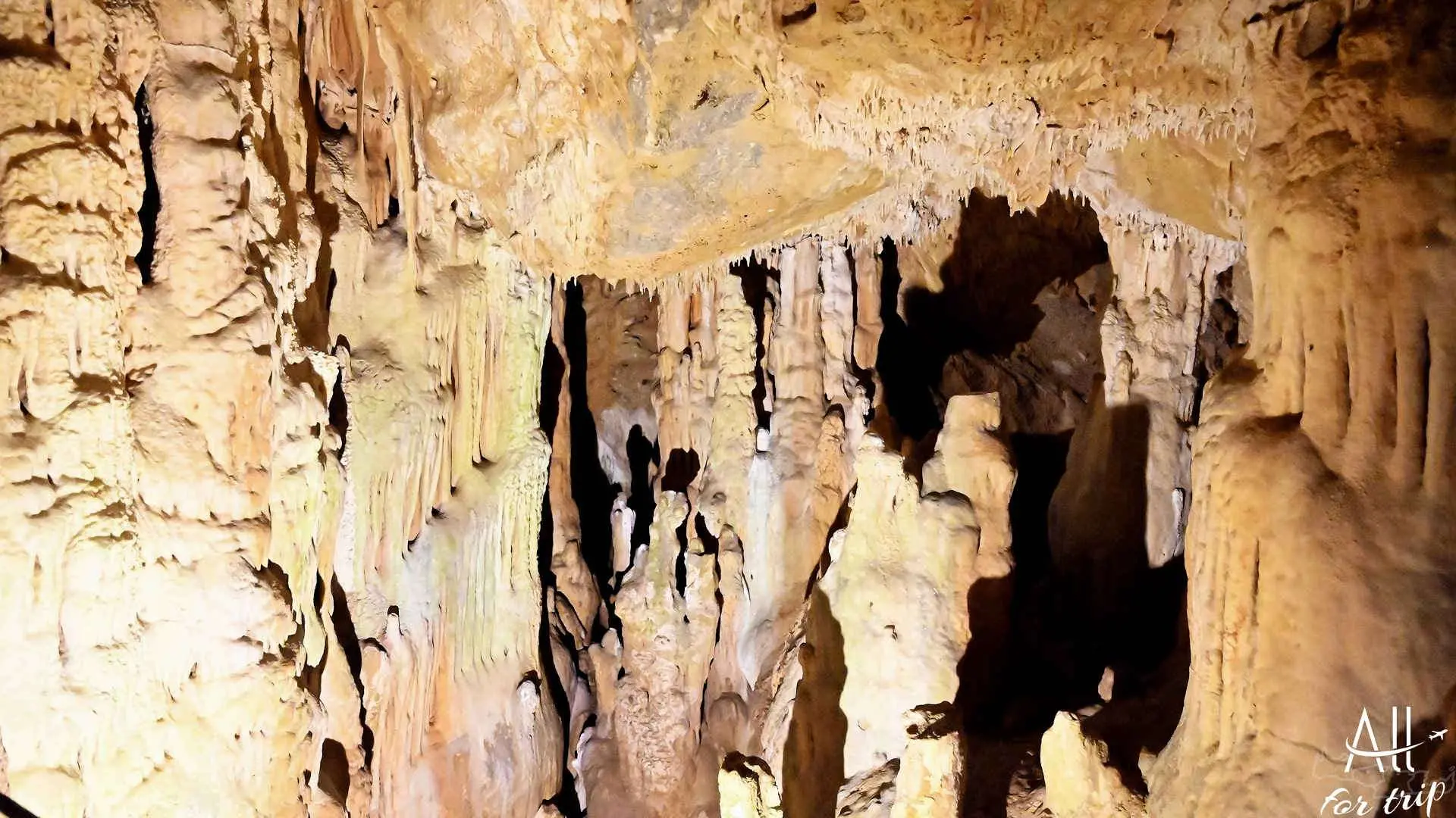 Sfendoni Cave in Zoniana - photo 52